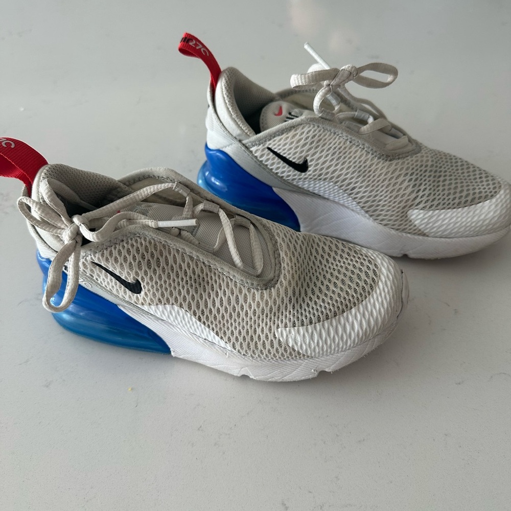 Nike Air Max 270 Little Kids' Shoes size 13 boys